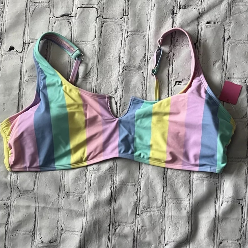 Ninety Nine Rainbow bikini Top 2x NWT